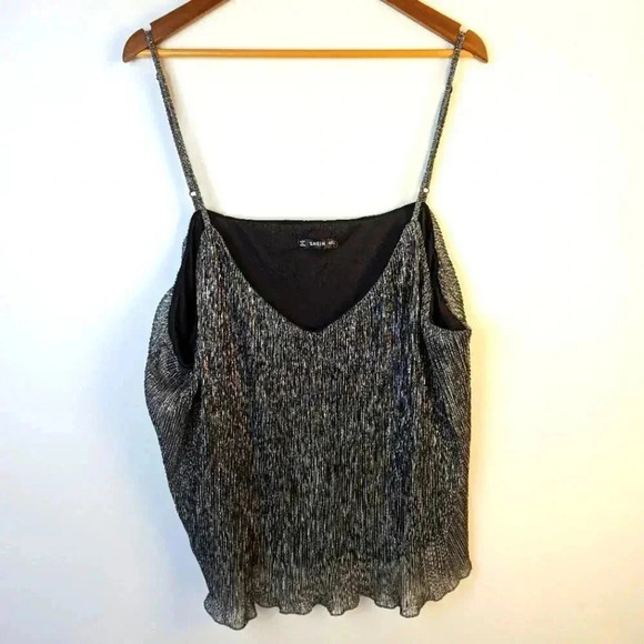 Shimmering Tank Top / 4 XL - Picture 2 of 6